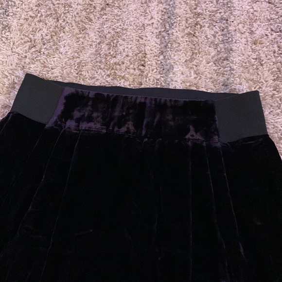 Charlotte Russe purple velvet skirt - Picture 3 of 6
